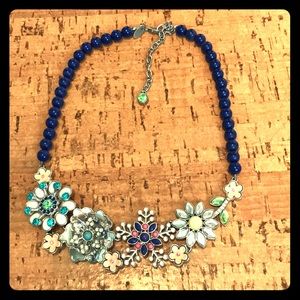 Vintage look floral necklace